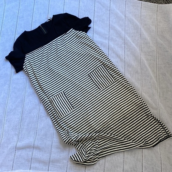 Doe and Rae NWOT striped t-shirt dress with pockets. - Picture 7 of 14